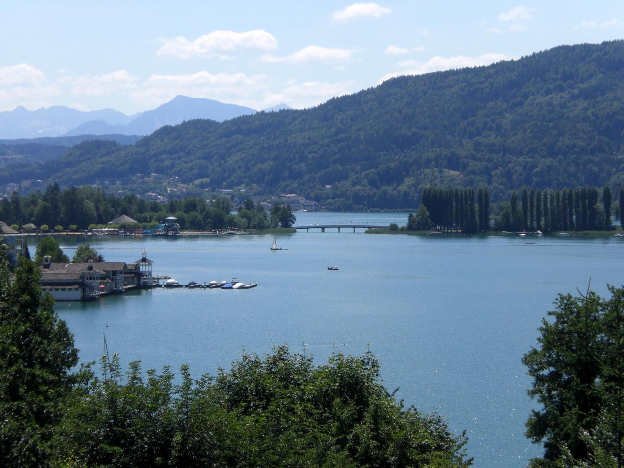 Haus Angelika - Ferienwohnung Woerthersee Portschach am Worthersee Bagian luar foto